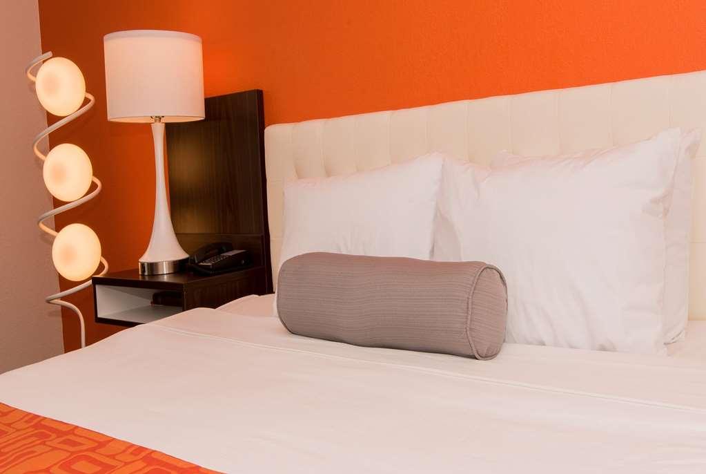 Howard Johnson By Wyndham Portsmouth Bilik gambar