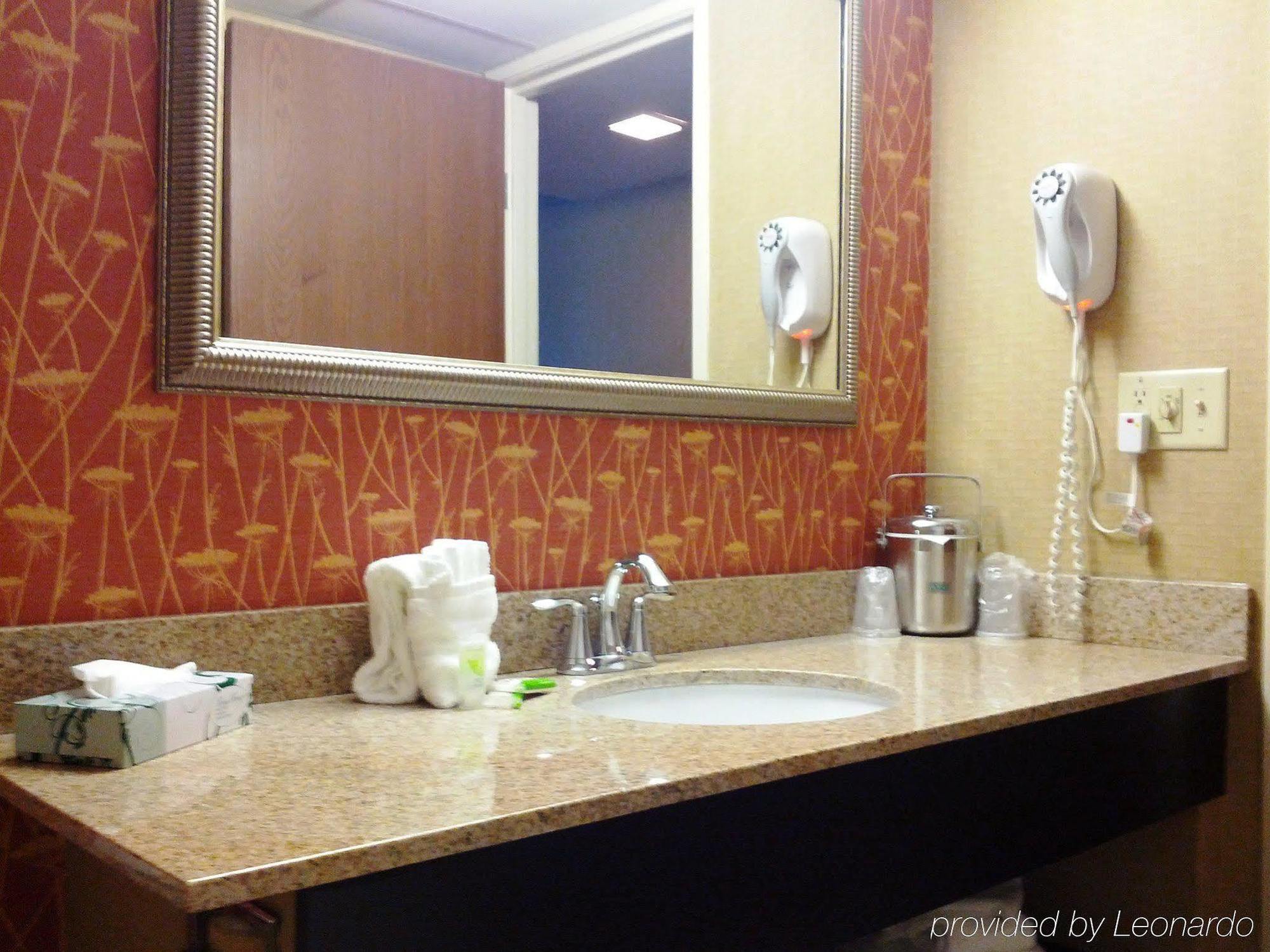 Howard Johnson By Wyndham Portsmouth Luaran gambar