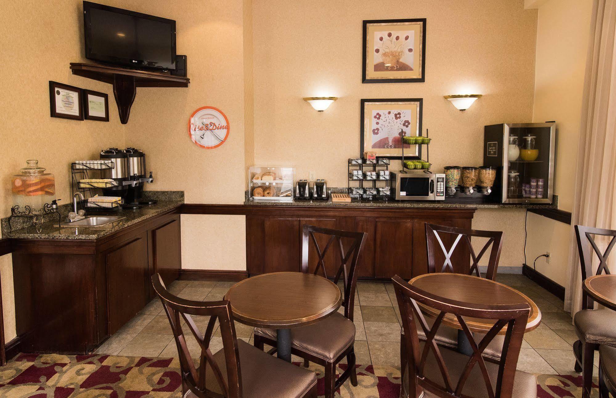 Howard Johnson By Wyndham Portsmouth Luaran gambar